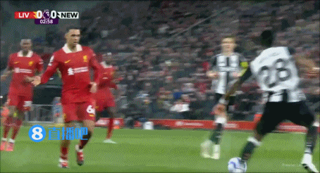 利物浦主场2-0战胜纽卡斯尔联_英超-加克波破门若塔建功 利物浦2-2富勒姆_索博斯洛伊连场破门