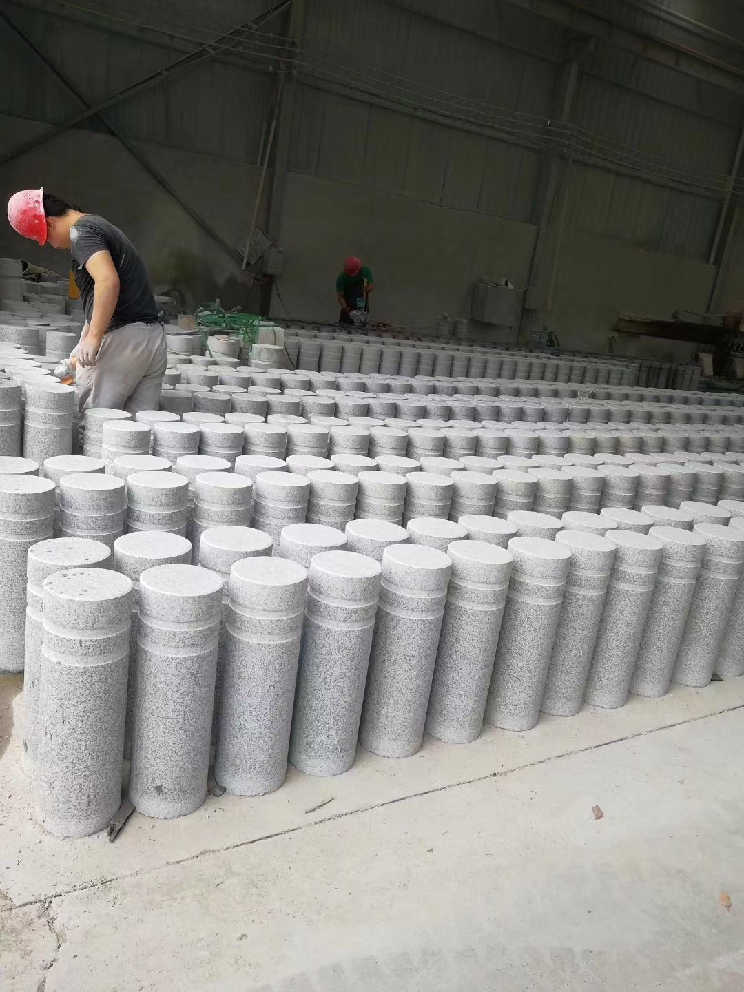 五莲花挡车石柱