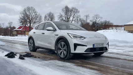 冬天汽车更容易爆胎？看推荐数值补足胎压，既防风险又省能耗-有驾