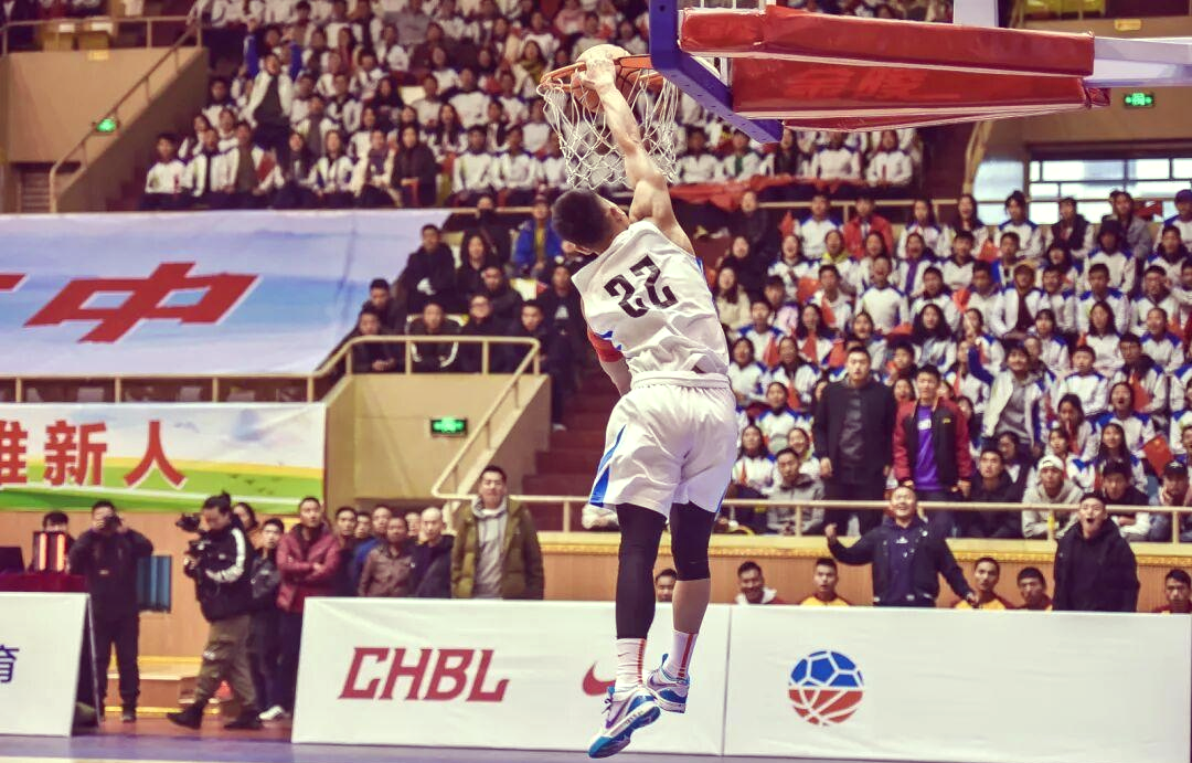 西昌二中吕克古的成长之路:从单打独斗到团队协作的蜕变