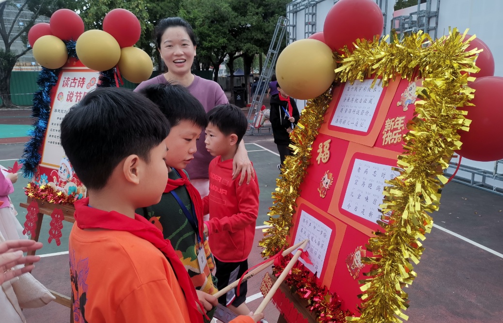欢欢喜喜迎接新学期!番禺市桥实验小学举办"寻味传统·新年大集"活动