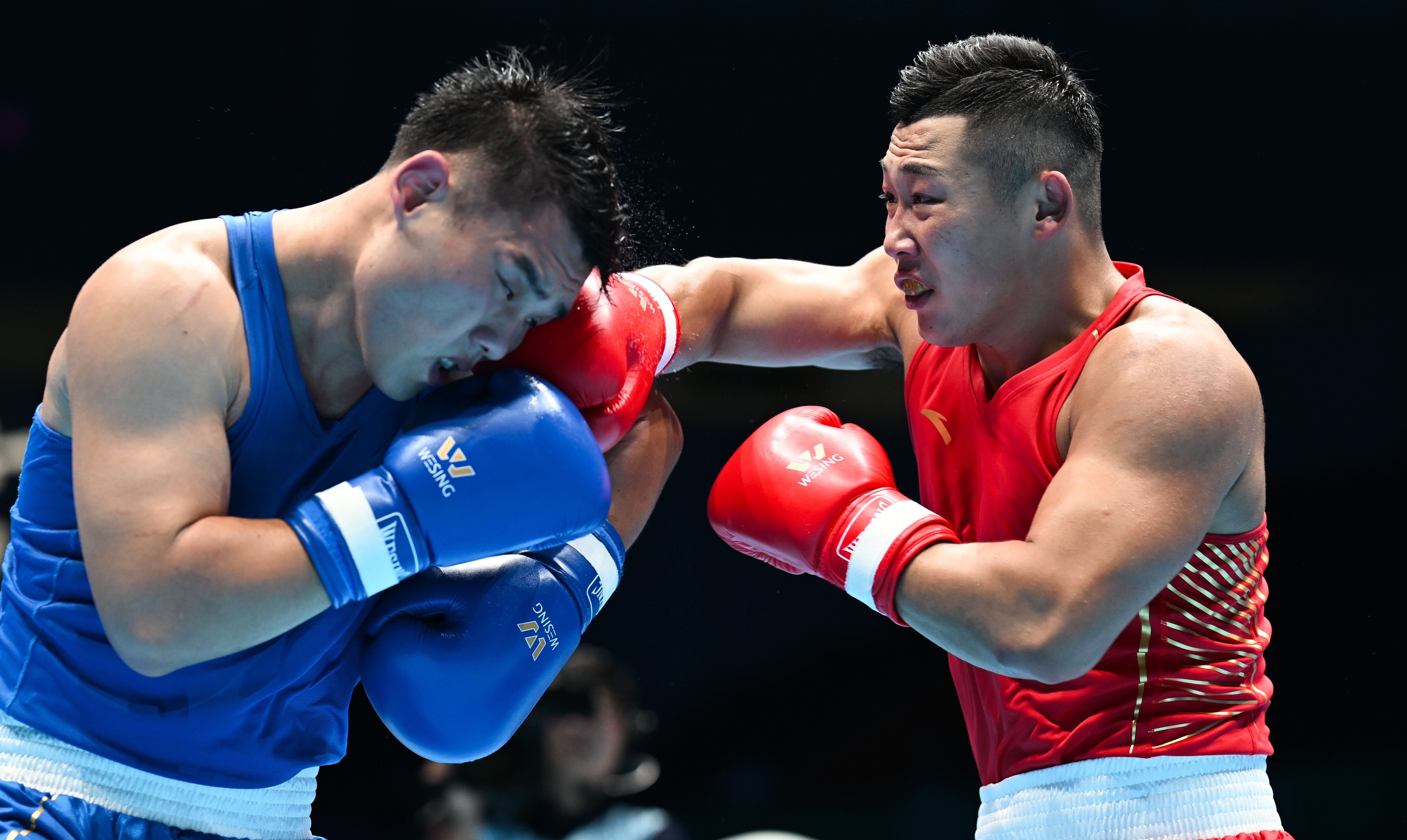 —男子92公斤级八分之一决赛:张继磊晋级