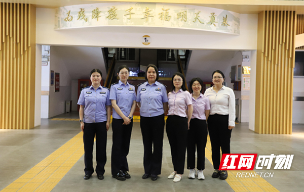 长银五八消费金融走进长沙市特殊教育学校开展反诈宣传活动