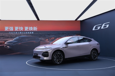 外观内饰全面升级！2025款小鹏G6亮相发布：3月上旬上市交付