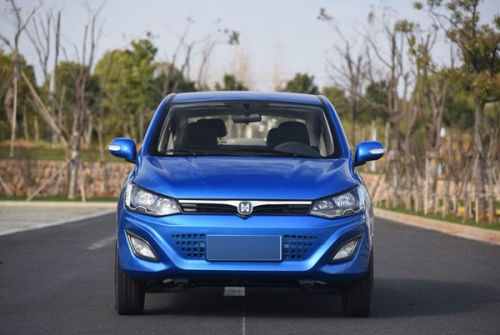 两个三角形是什么牌子的车?