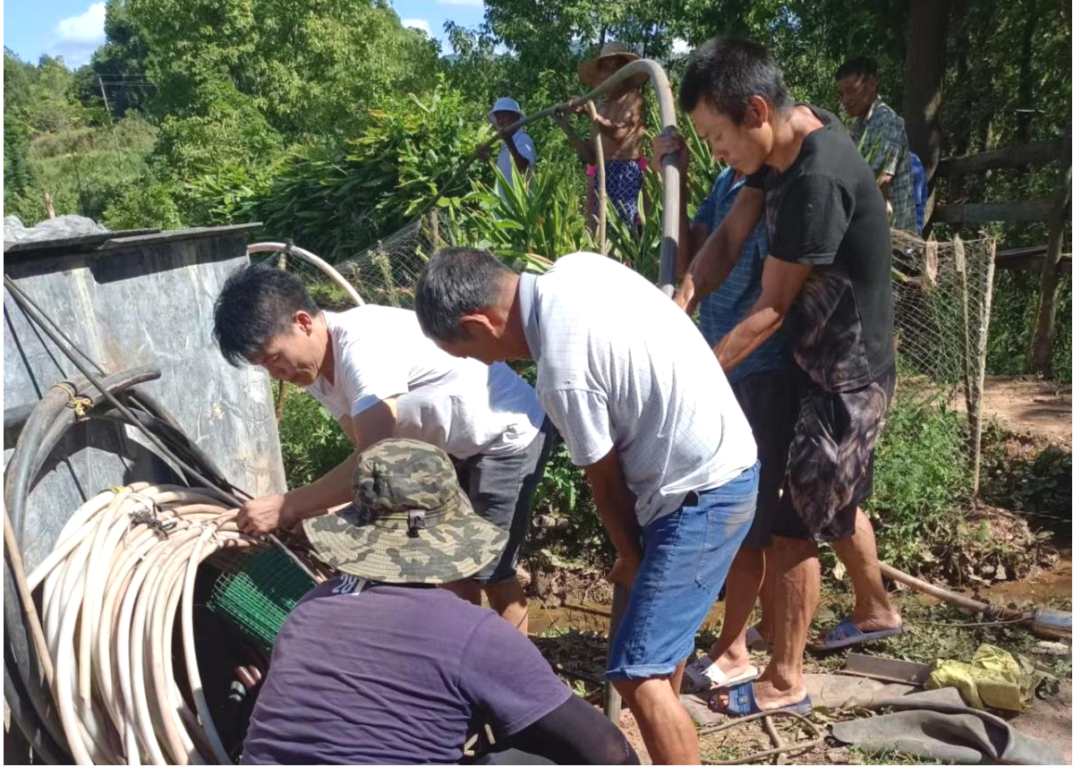 沅陵筲箕湾镇:村代表来敲门 为民服务"邻"距离