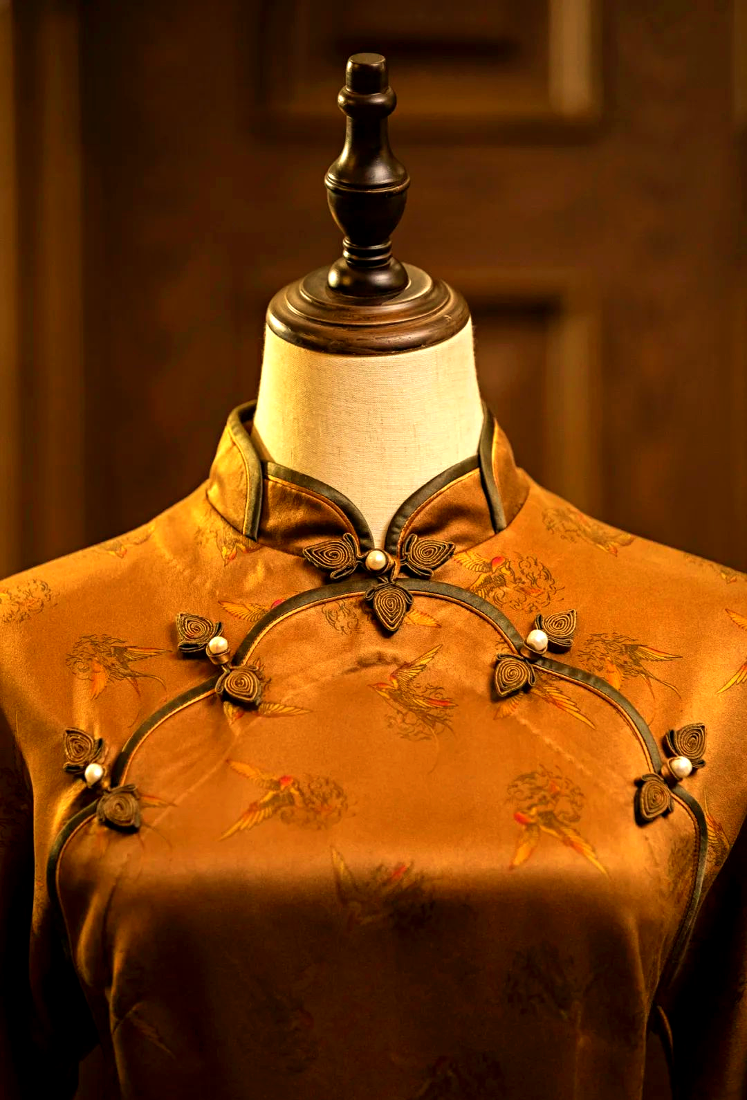 旗袍扣子:传统与现代碰撞的美