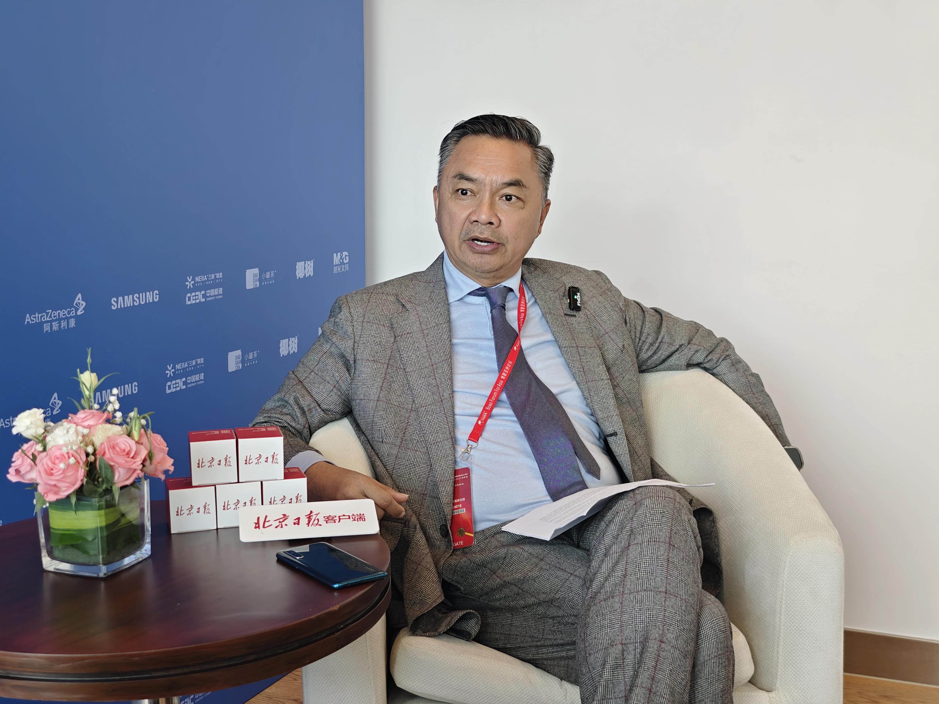 印尼前驻美大使迪诺:美国应该允许人们欣赏中国的成功