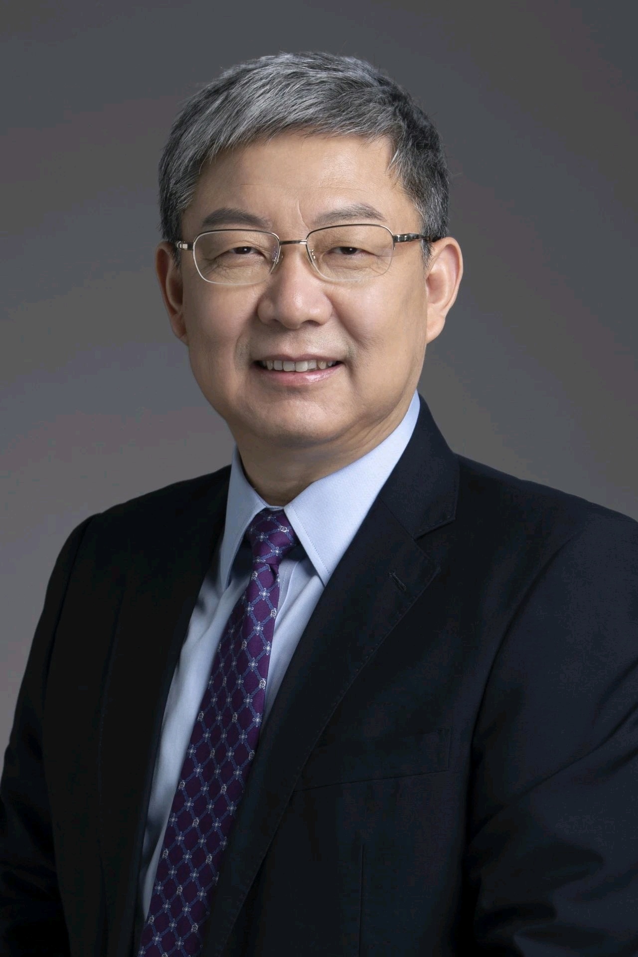 李清泉成深圳大学首位本校产生的院士