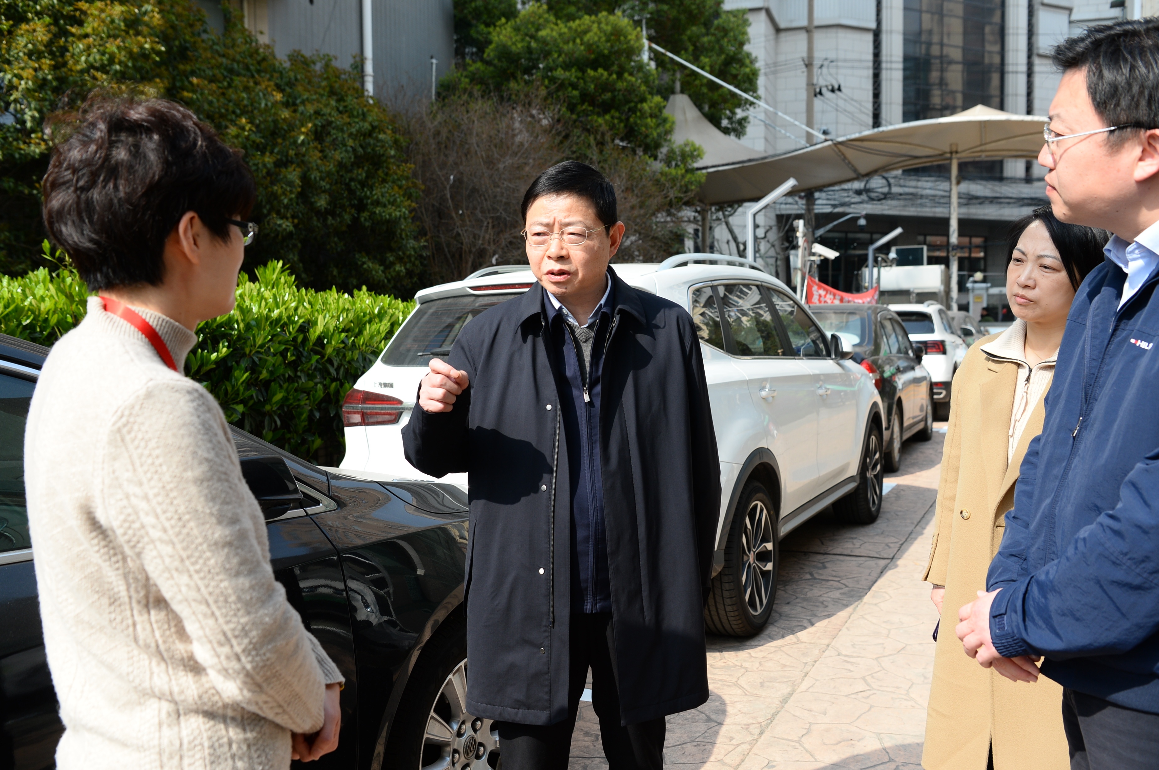 区人大常委会主任顾云豪实地督导创建复评全国文明城区工作