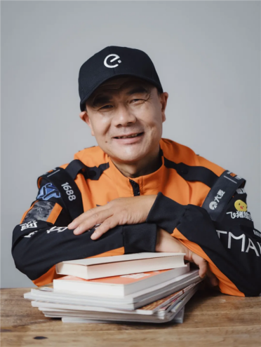 外卖骑手第一人！淘宝闪购骑手王计兵斩获鲁迅文学奖：直言后面还想送外卖