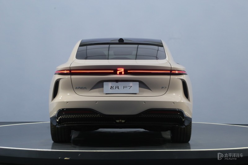 中大型纯电轿车新卷王 飞凡f7实拍解析