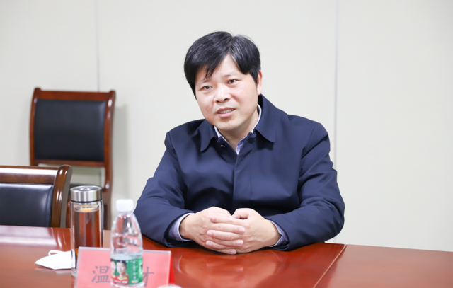 宿迁市医保局党组书记局长温士才一行莅临市钟吾医院调研新冠乙类乙管