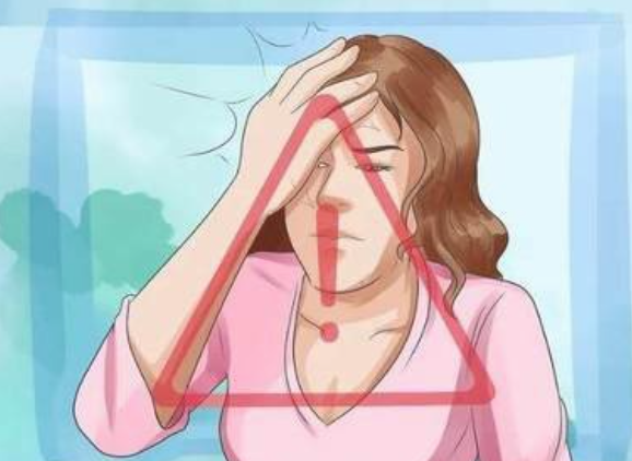 面色苍白,乏力困倦,月经颜色黑紫色月经不调怎么办