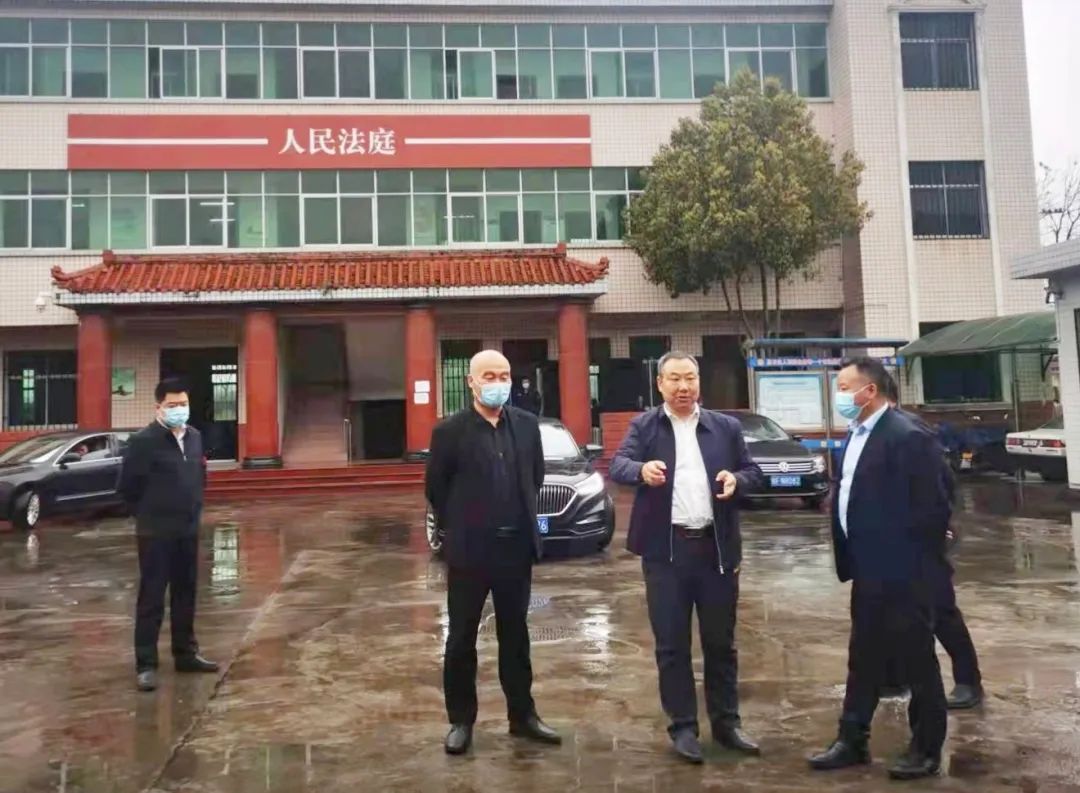 县委常委,副县长何天华调研洋县人民法院基层法庭"两化"建设工作