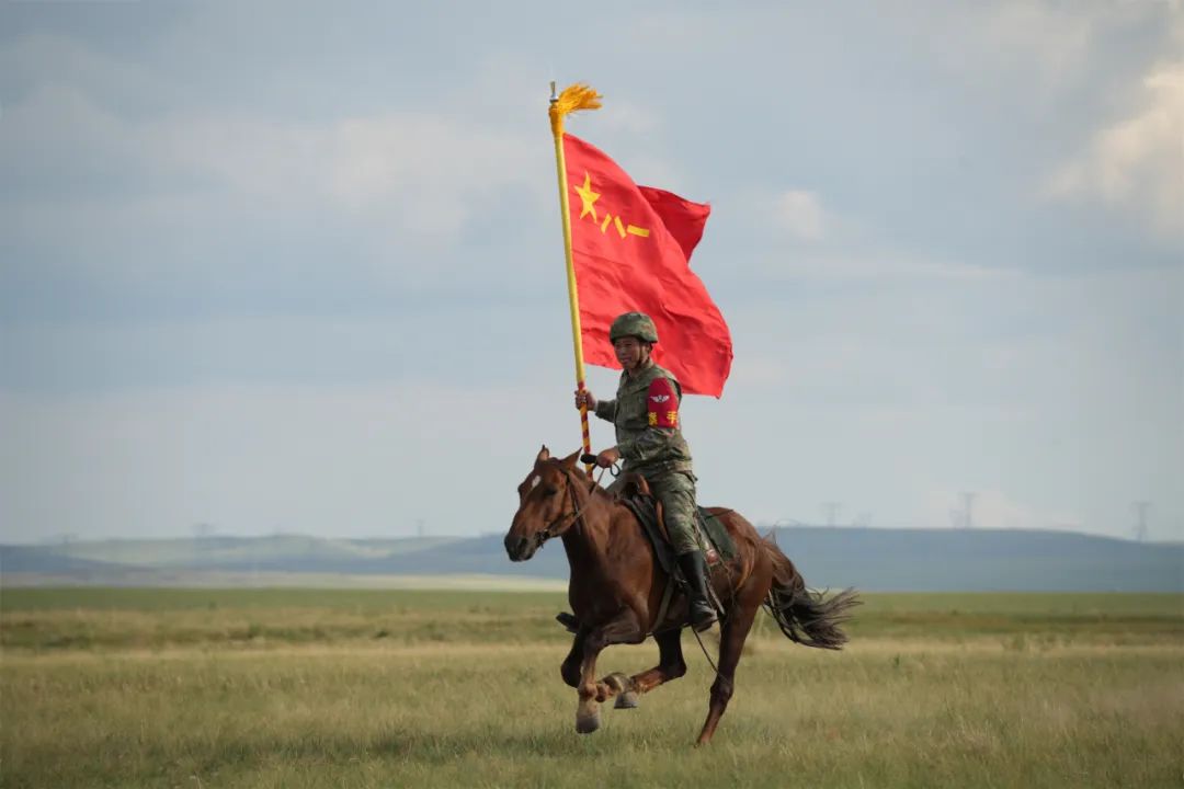 陆军首次!"驭马人"齐聚"中国马都"