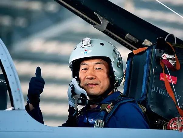 常丁求:我国最年轻的上将,45岁当少将