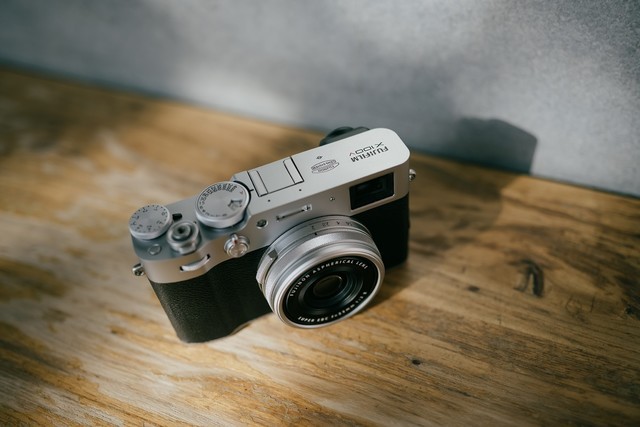 要性能更要颜值 旅行便携数码相机推荐