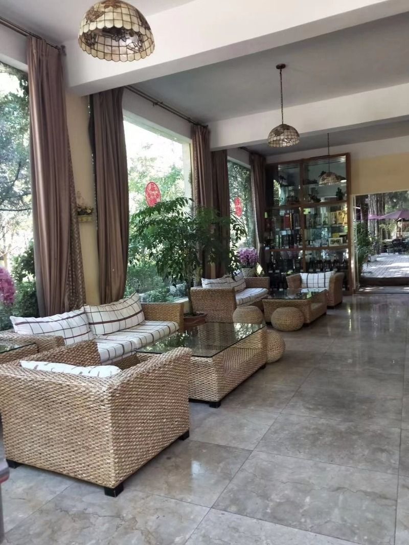 何以解忧?来云南红酒庄