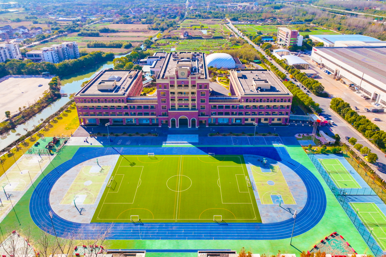 全牌照,全资质的国际高中|上海宏文学校2023秋季高中部招生简章