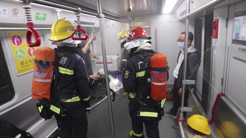 凌晨地铁起火40多名乘客被困?广州海珠消防开展列车火灾实战演练