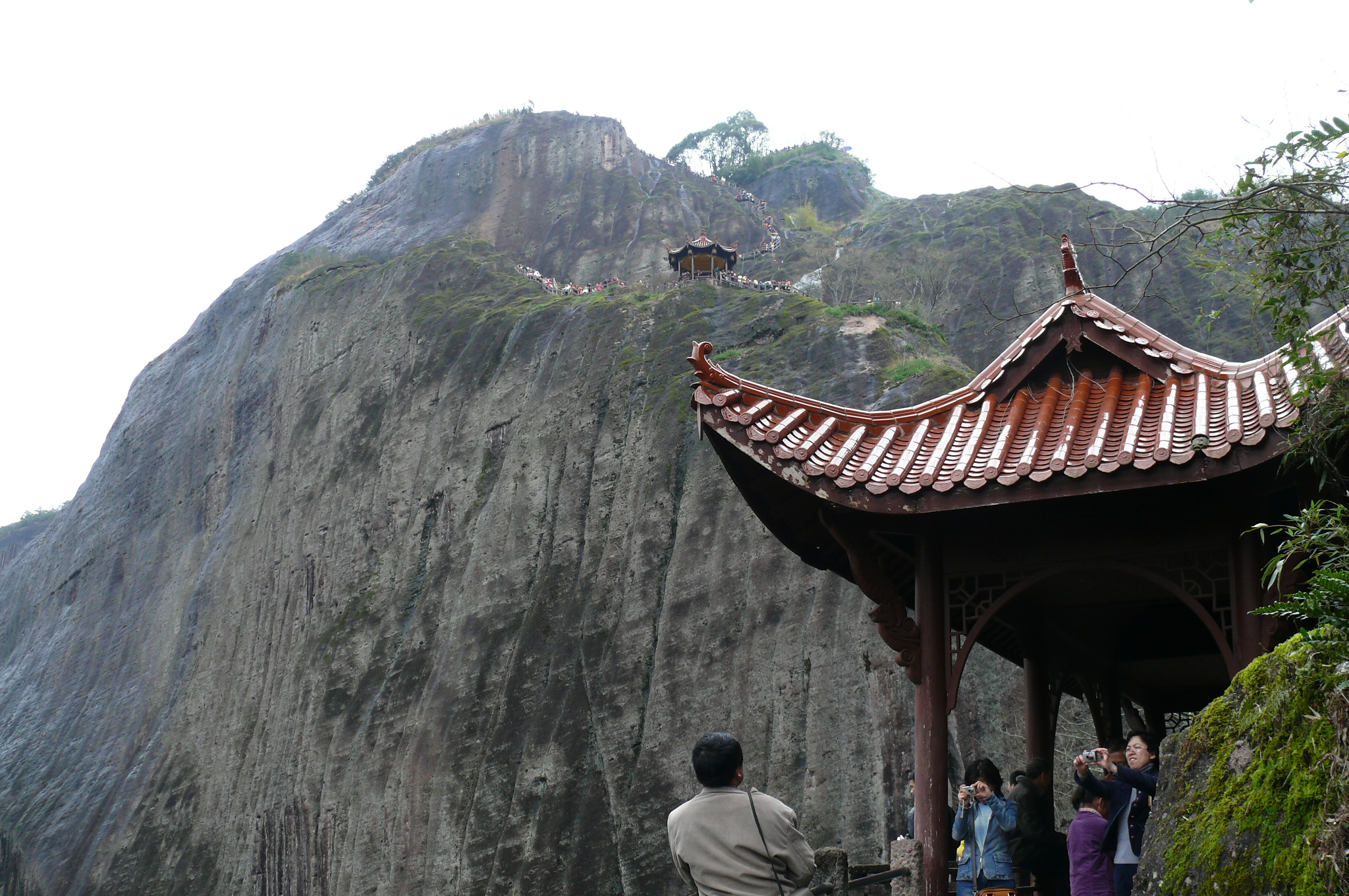 武夷山天游峰要爬多久?