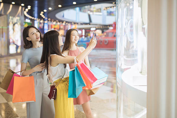 聚焦中国女性消费者:她们把钱都花在哪儿了