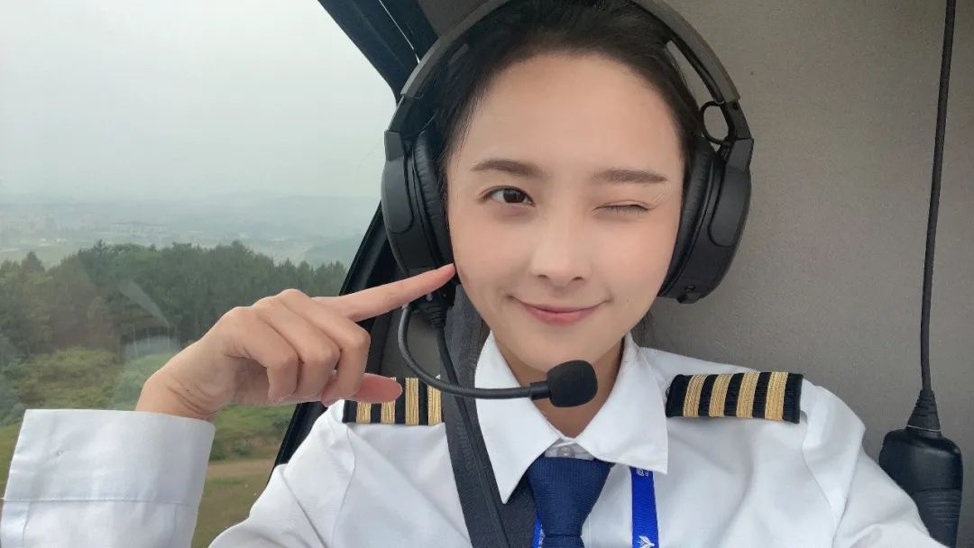 95后美女机长黄雨阳:展翅高飞彰显巾帼本色,脱翎换羽成就飞天梦想