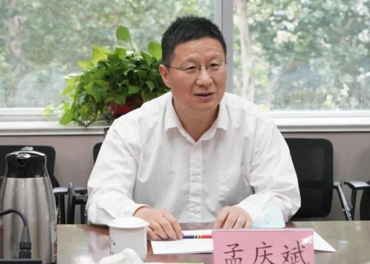 孟庆斌到省总工会对接交流工作