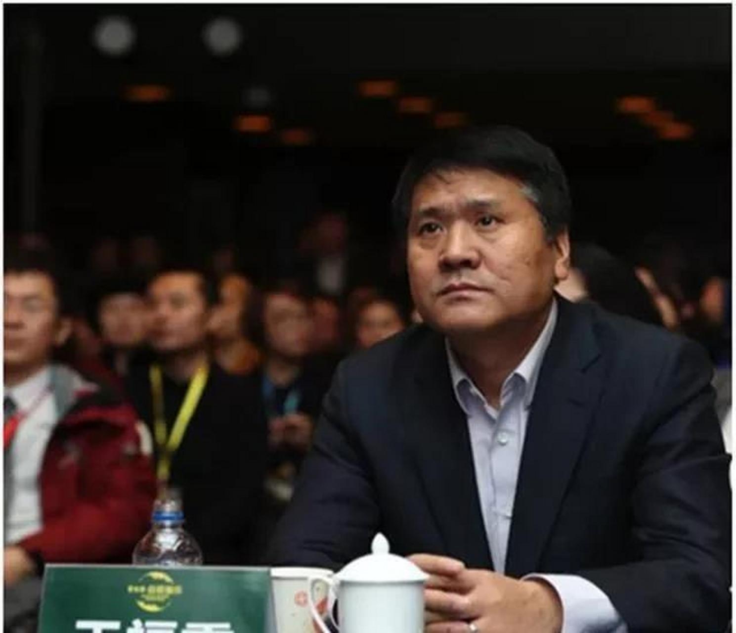 好消息,著名的经济学家王福重已经是被单位开除了,原因呢,就是他提出