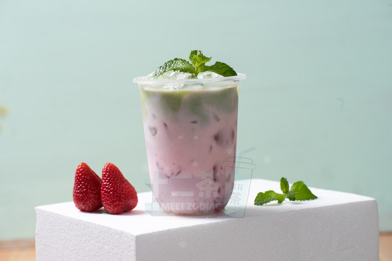 年过半百创业开店 同逅座十二茶一起年轻起来