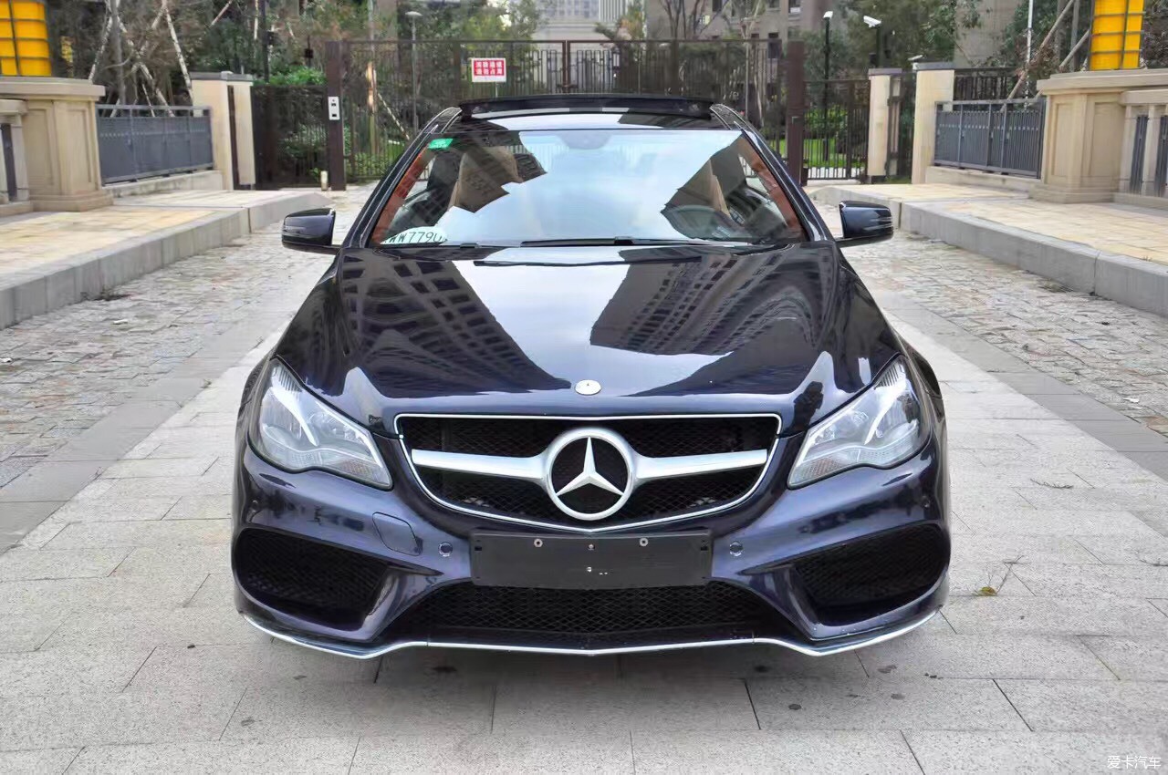 奔驰e200coupe