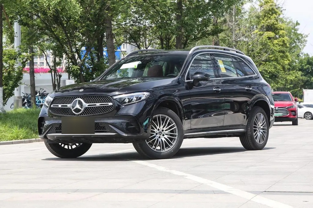 奔驰越野车glc300店内现车可试驾可分期 五座和7座