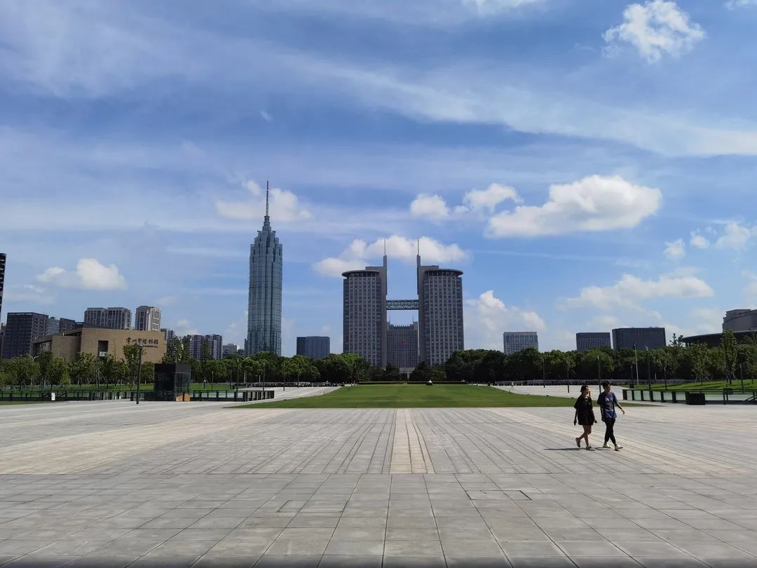 盛劲松 摄于市民广场