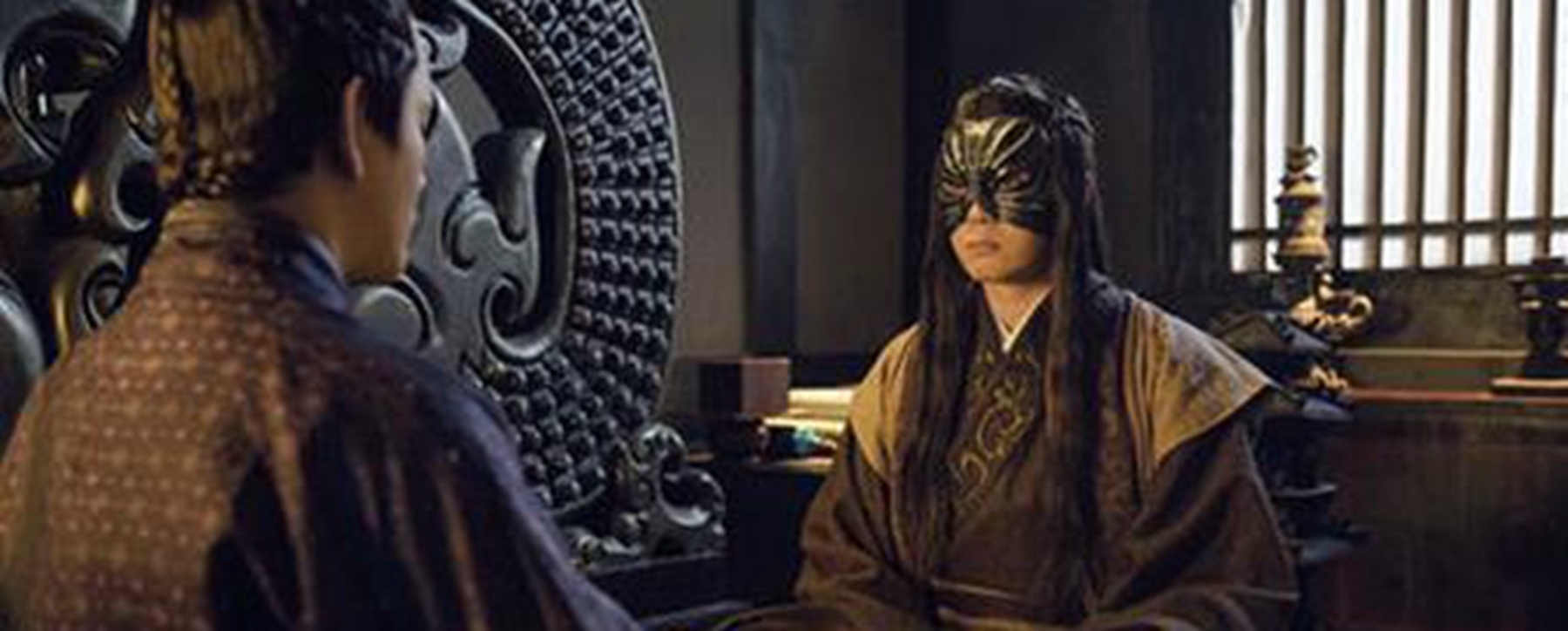 周穆王与鲁殇王之间的关系是什么?这部剧的导演是谁?