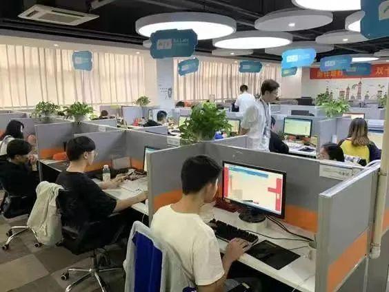 带你走进西安海棠技师学院电子商务专业