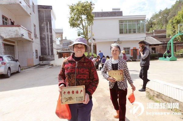 紫金县敬梓镇南村村出"奇招"激励村民参与人居环境整治工作