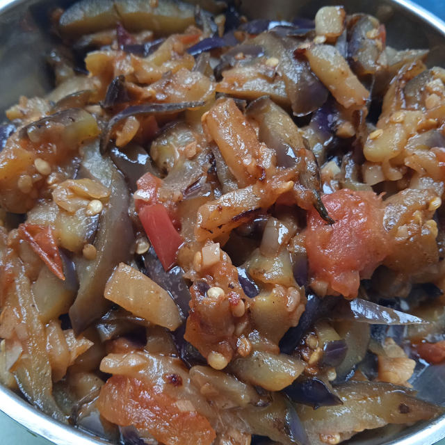 家常焖茄子,香味浓郁,美味下饭