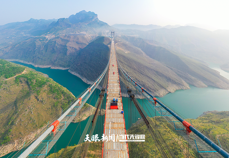 首座"纯贵州造"悬索桥!牂牁江大桥顺利合龙