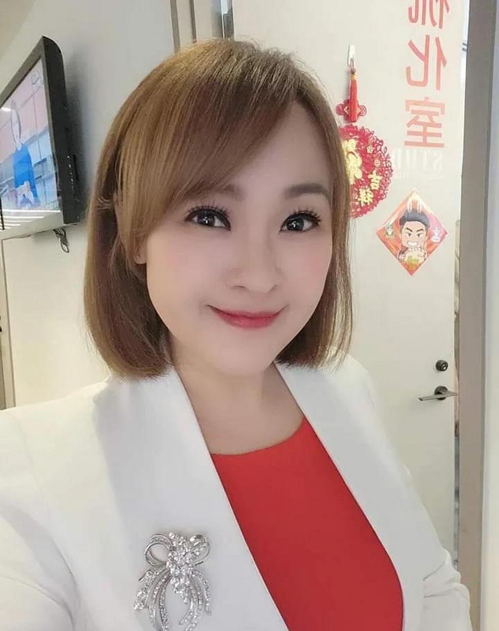 王志郁 三立新闻主播 毕业于台湾省政治大学,世新大学硕士.