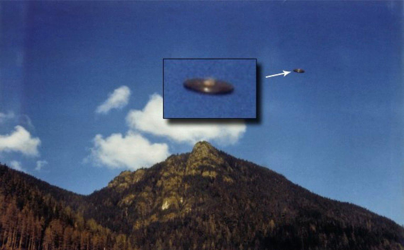 美国发布不明飞行物报告:最近17年共144次政府目击事件