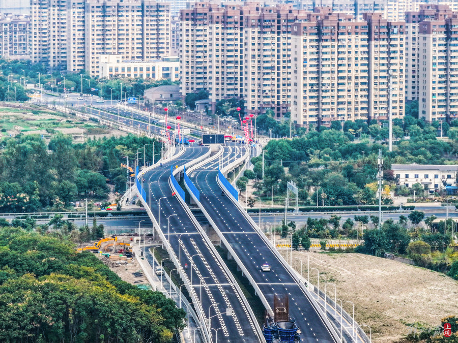 陆翔路宝安公路图片