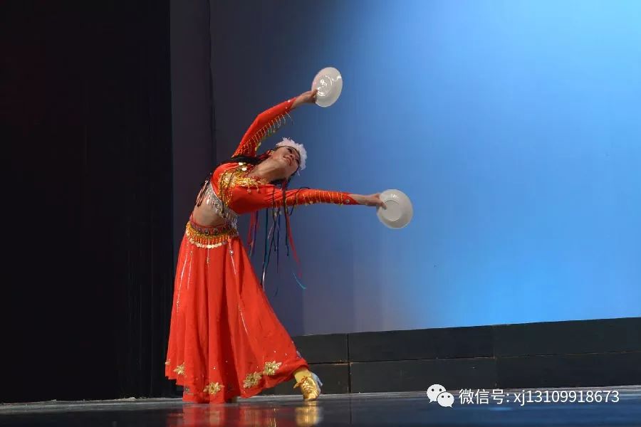 维吾尔族民间舞蹈大全(图文介绍)