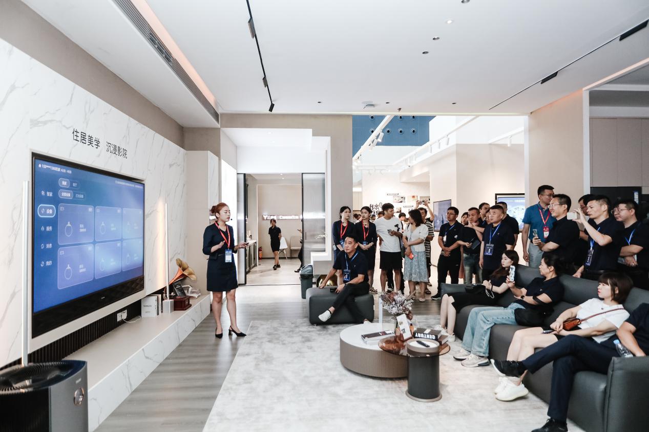 沉浸式体验"衣食住娱"!大家居行业全球第一展在穗开幕