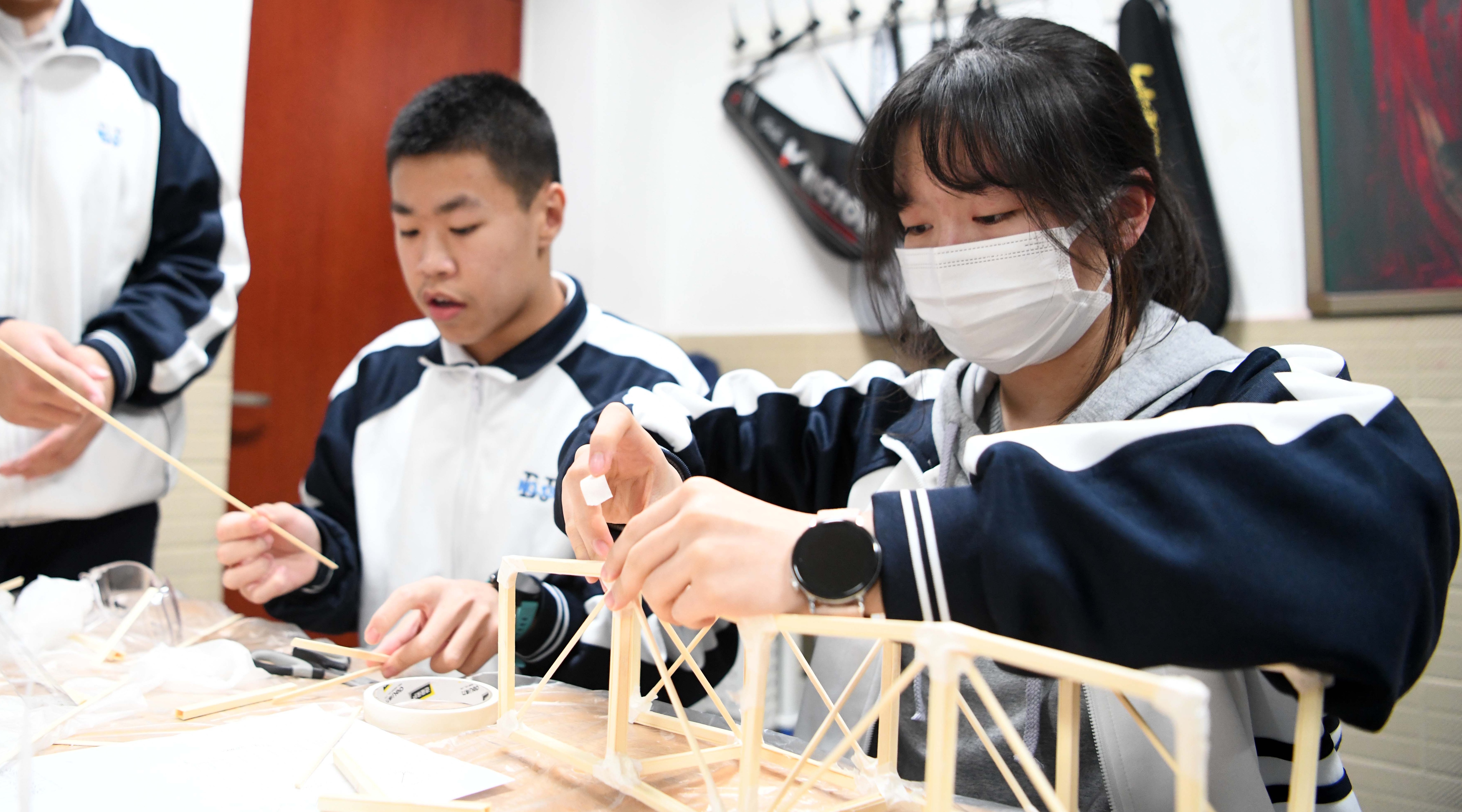 北京市第十三中学举办2023年科技节