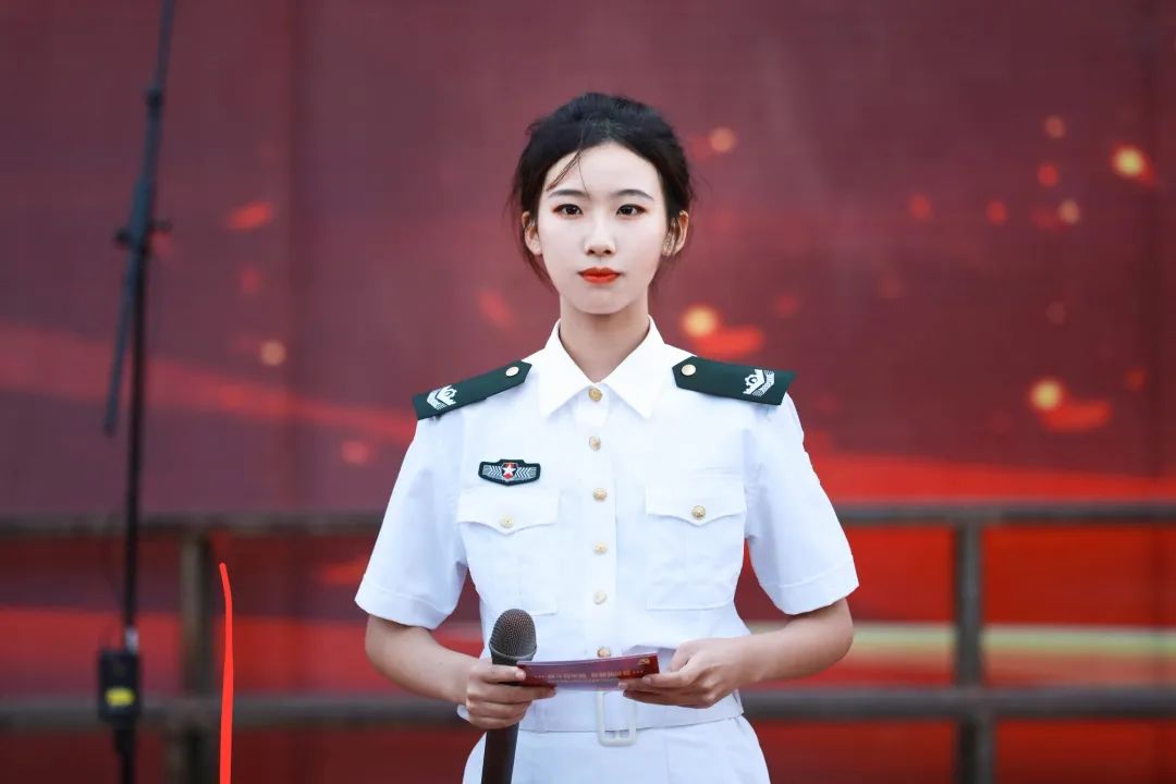 徐梦婕|冷静自持 纵意燃烧「2021传媒星访谈27」