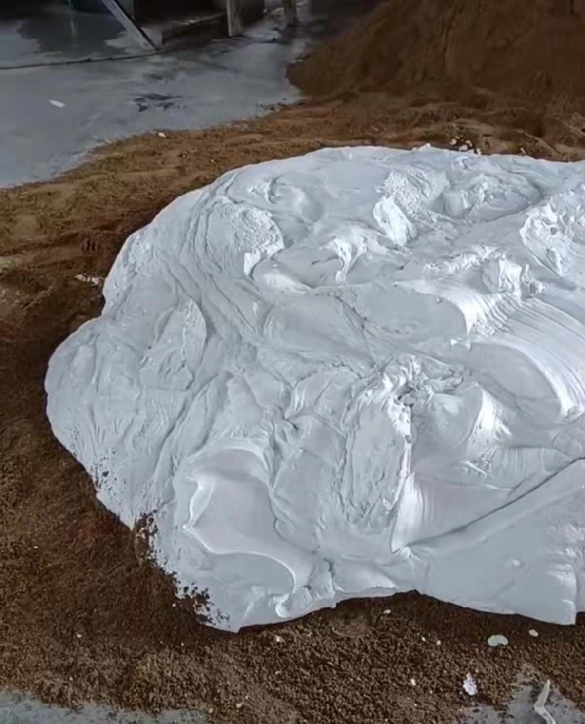 武鸣石灰膏厂,建筑石灰膏免费运送到工地