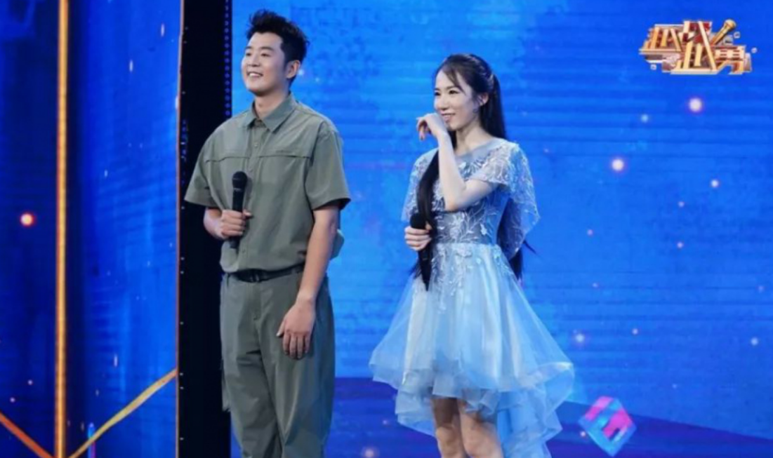 越战越勇女评委叫啥