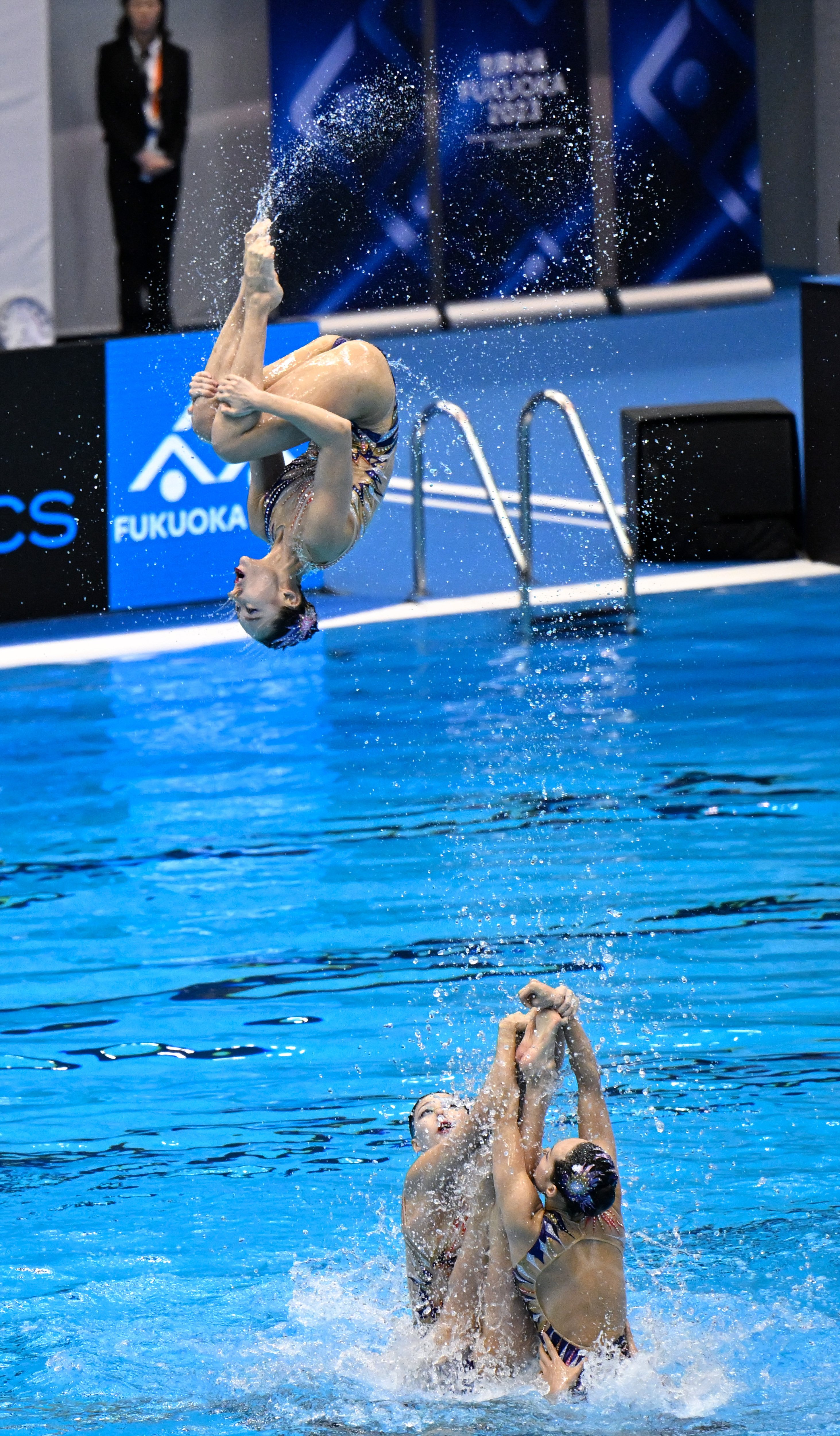 力压美国和日本,中国花游队决赛临时加难度换来金牌