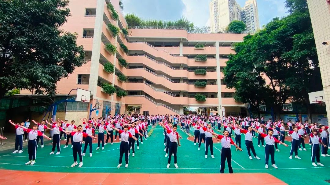 双减答卷丨珠光路小学:烟火气中的希望地,双减下的点灯人